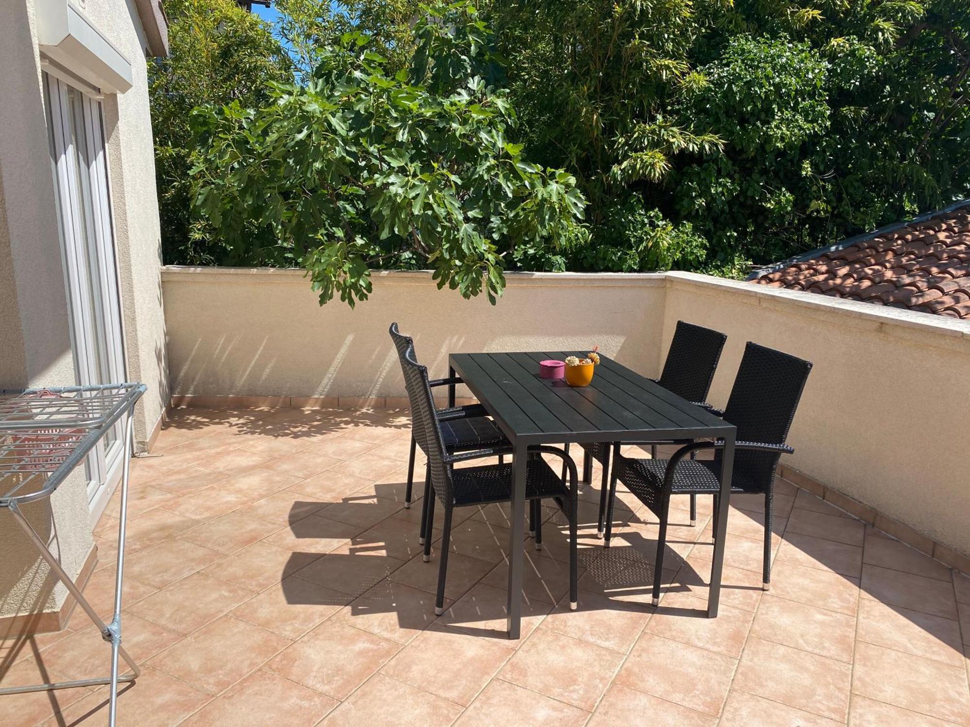 Apartments Tena With Private Parking Pula Exterior foto