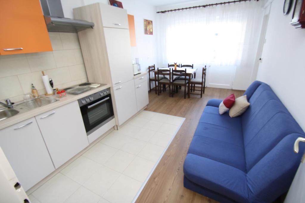 Apartments Tena With Private Parking Pula Zimmer foto